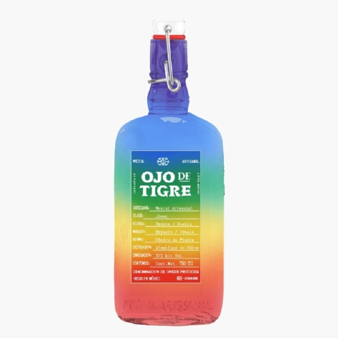 Ojo de Tigre Pride bottle